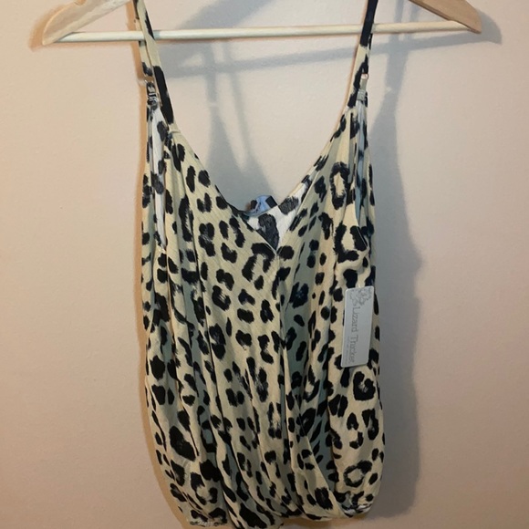 Lulus Tops - NWT Cheetah print cami top